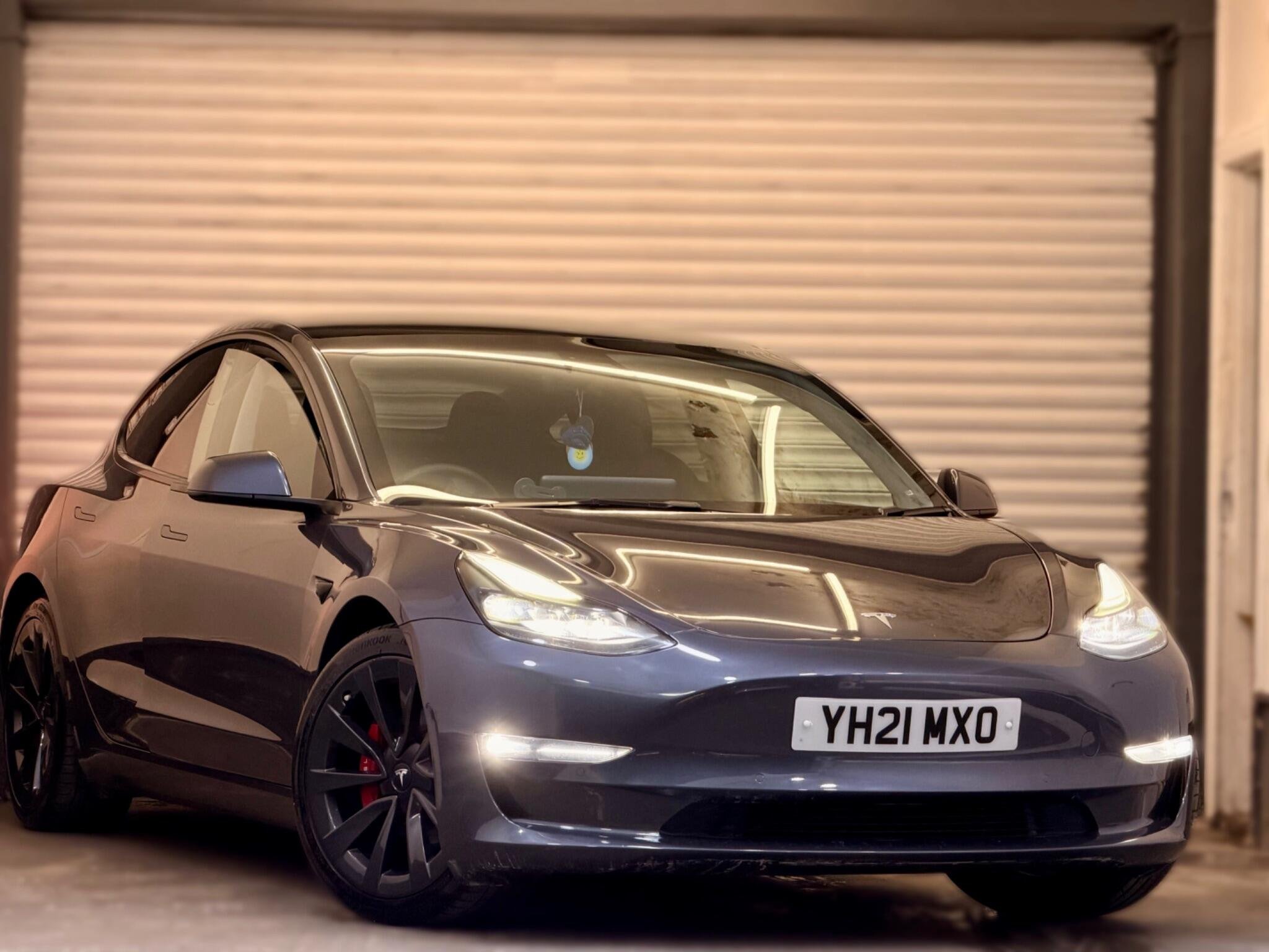 2021 TESLA MODEL 3